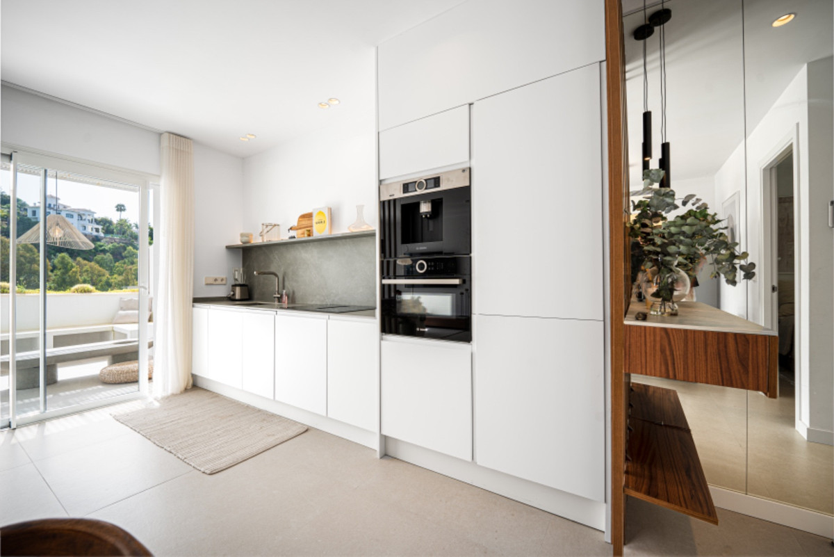 Se vende Apartamento Planta Media de 2 dormitorios en Costa Del Sol, Málaga, España