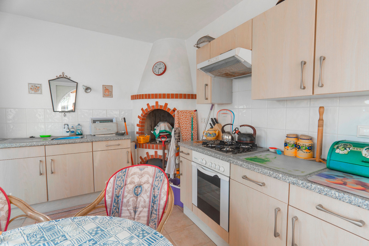Se vende Villa - Chalet de 5 dormitorios en Costa Blanca, Alicante, España