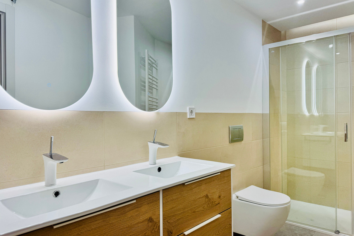 3 Bed Apartment for sale in Málaga Costa Del Sol, Málaga, Spain