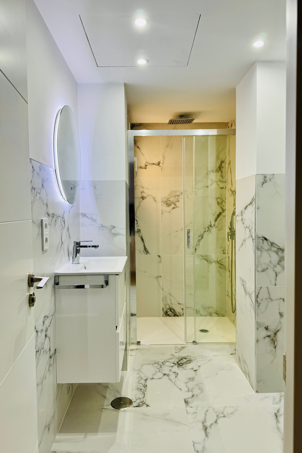 3 Bed Apartment for sale in Málaga Costa Del Sol, Málaga, Spain