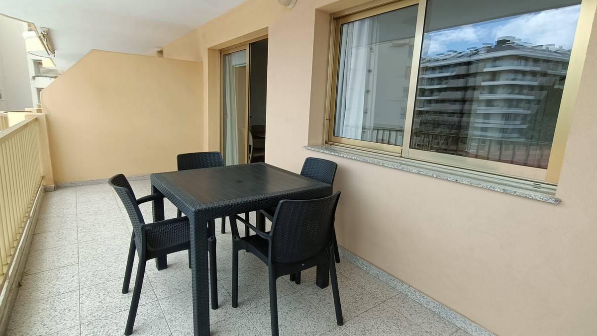 Se vende Apartamento Planta Media de 1 dormitorios en Costa Del Sol, Málaga, España