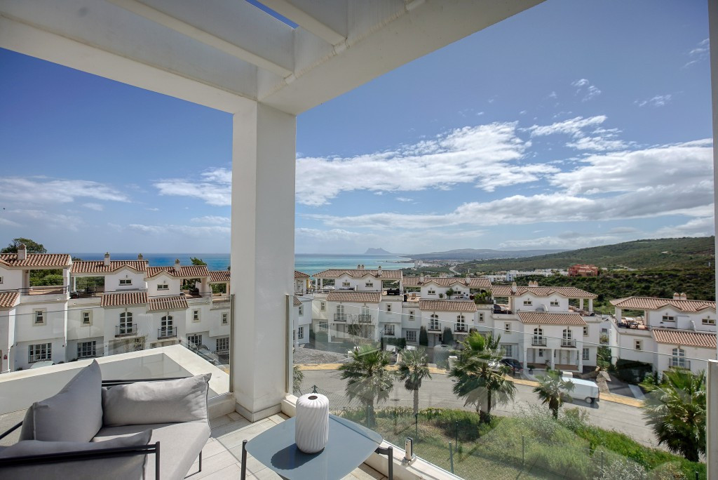 3 Bed Townhouse for sale in Manilva Costa Del Sol, Málaga, Spain