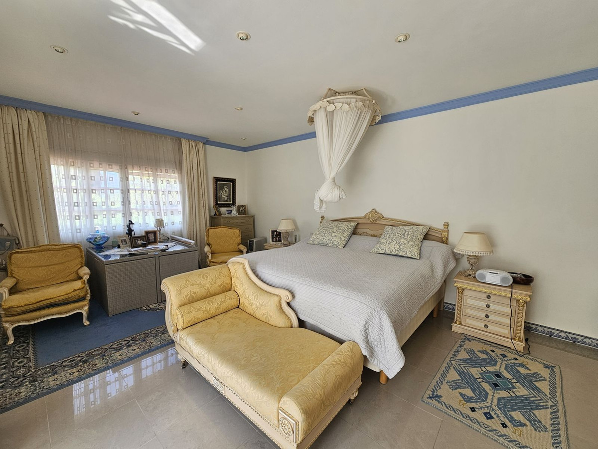 5 Bed Townhouse for sale in Alhaurín De La Torre Costa Del Sol, Málaga, Spain