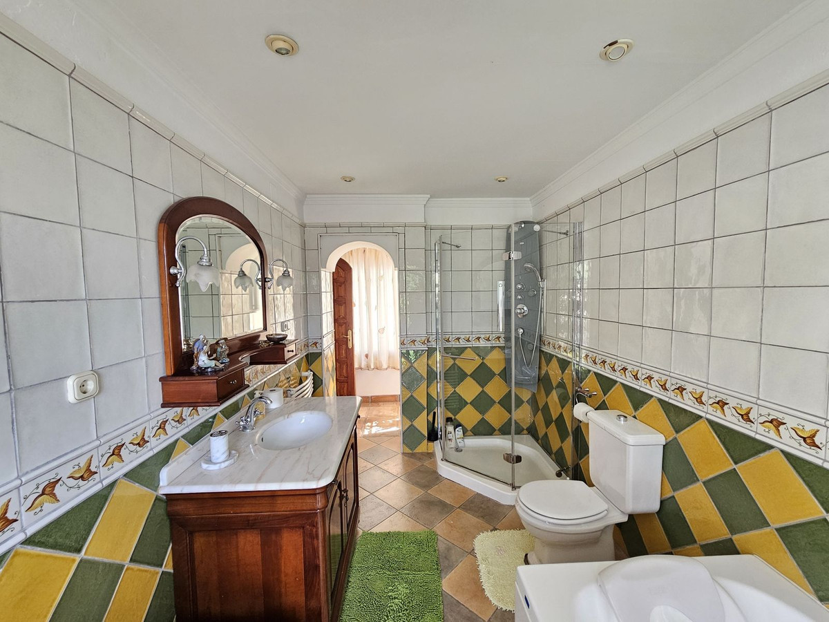 5 Bed Townhouse for sale in Alhaurín De La Torre Costa Del Sol, Málaga, Spain