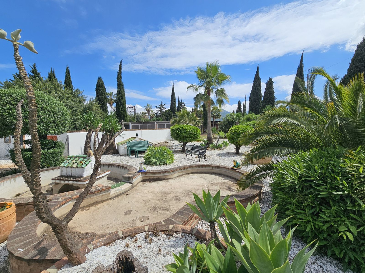 5 Bed Townhouse for sale in Alhaurín De La Torre Costa Del Sol, Málaga, Spain