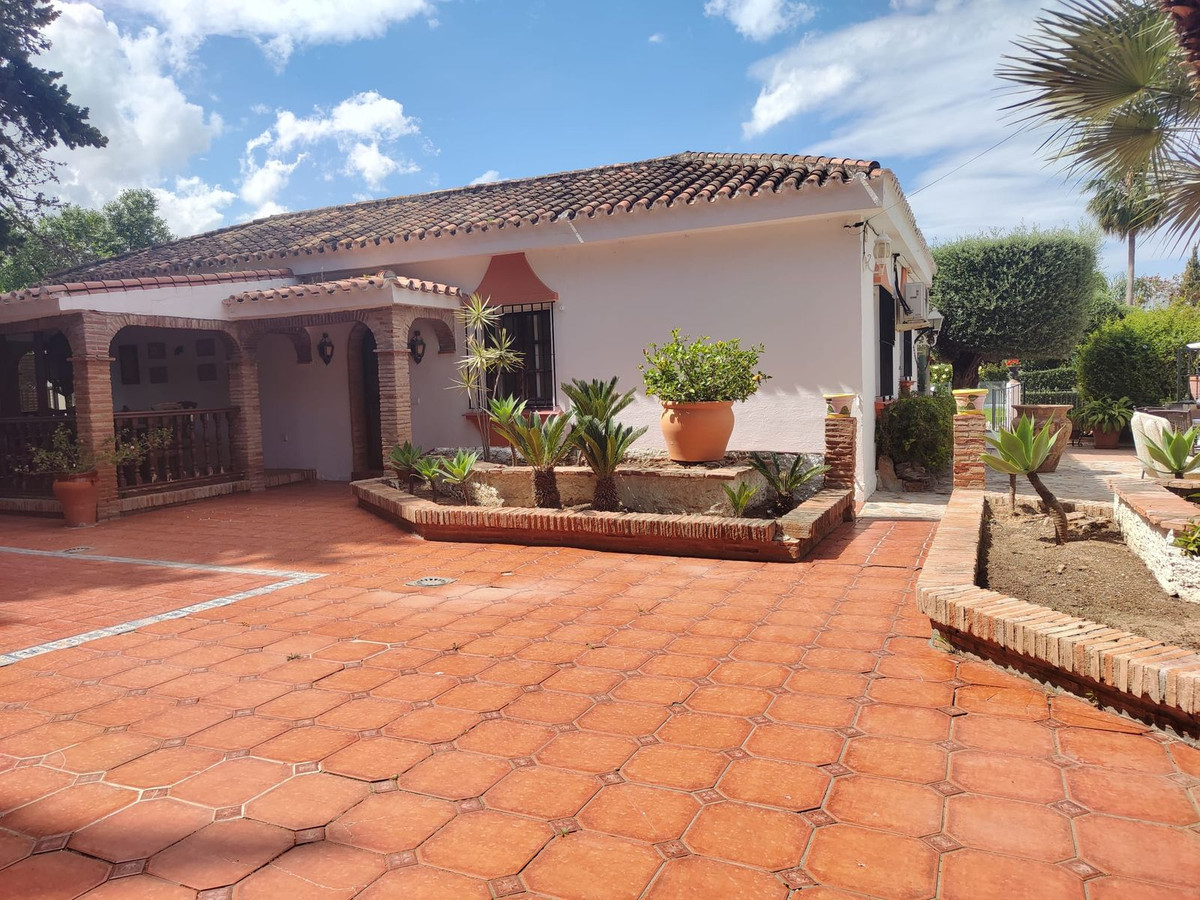 5 Bed Townhouse for sale in Alhaurín De La Torre Costa Del Sol, Málaga, Spain