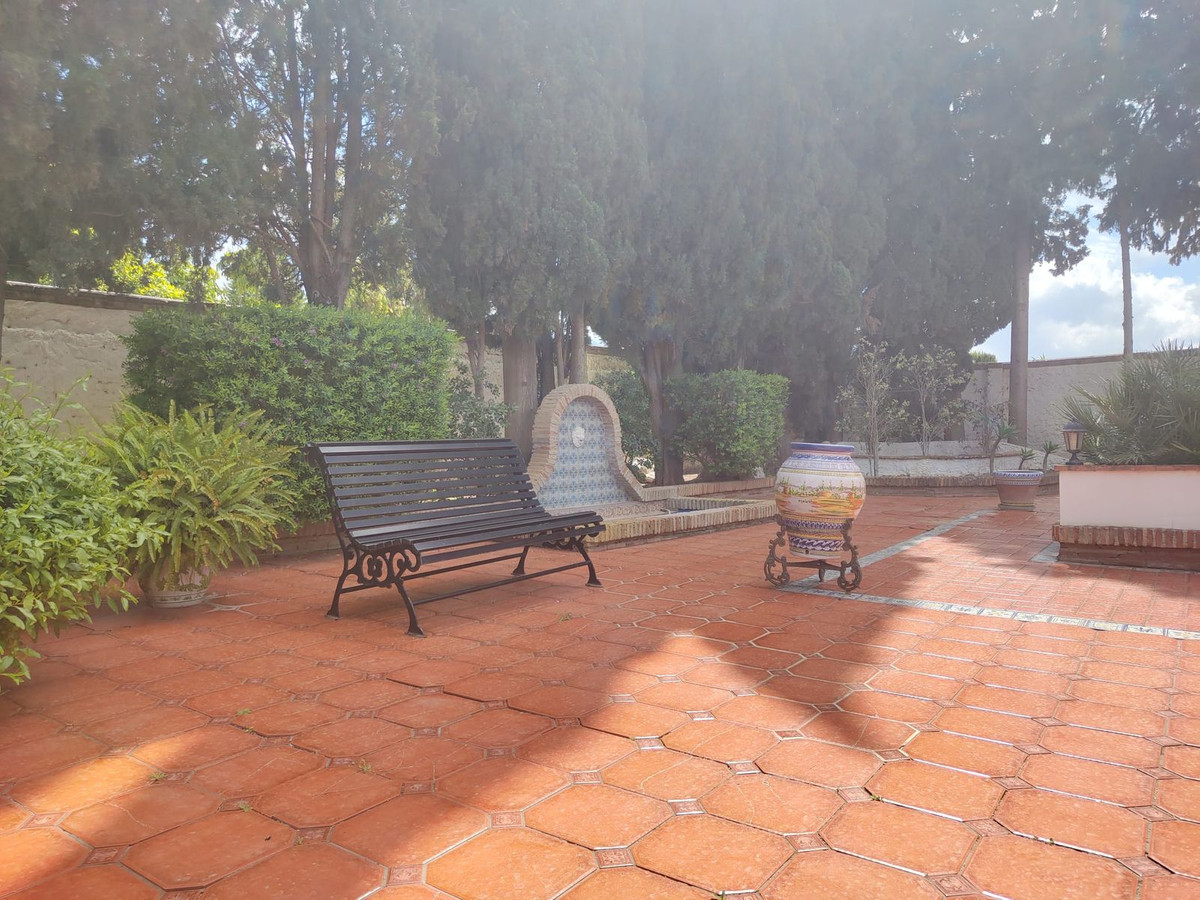 5 Bed Townhouse for sale in Alhaurín De La Torre Costa Del Sol, Málaga, Spain
