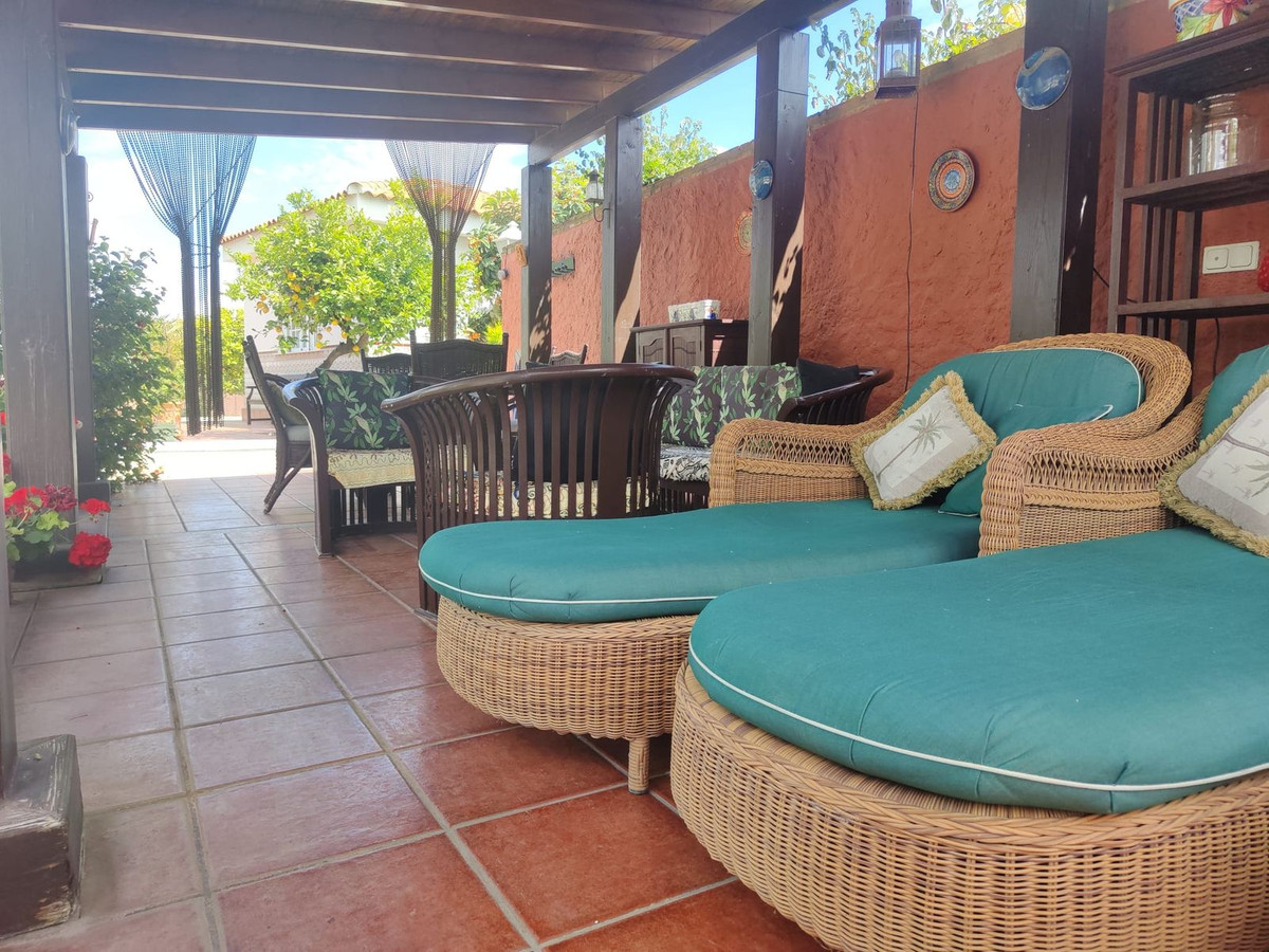 5 Bed Townhouse for sale in Alhaurín De La Torre Costa Del Sol, Málaga, Spain