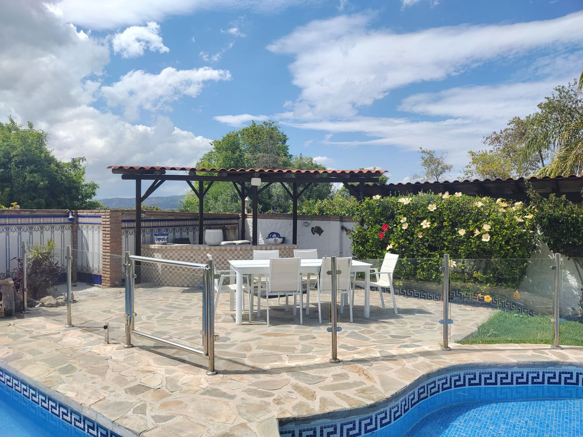 5 Bed Townhouse for sale in Alhaurín De La Torre Costa Del Sol, Málaga, Spain