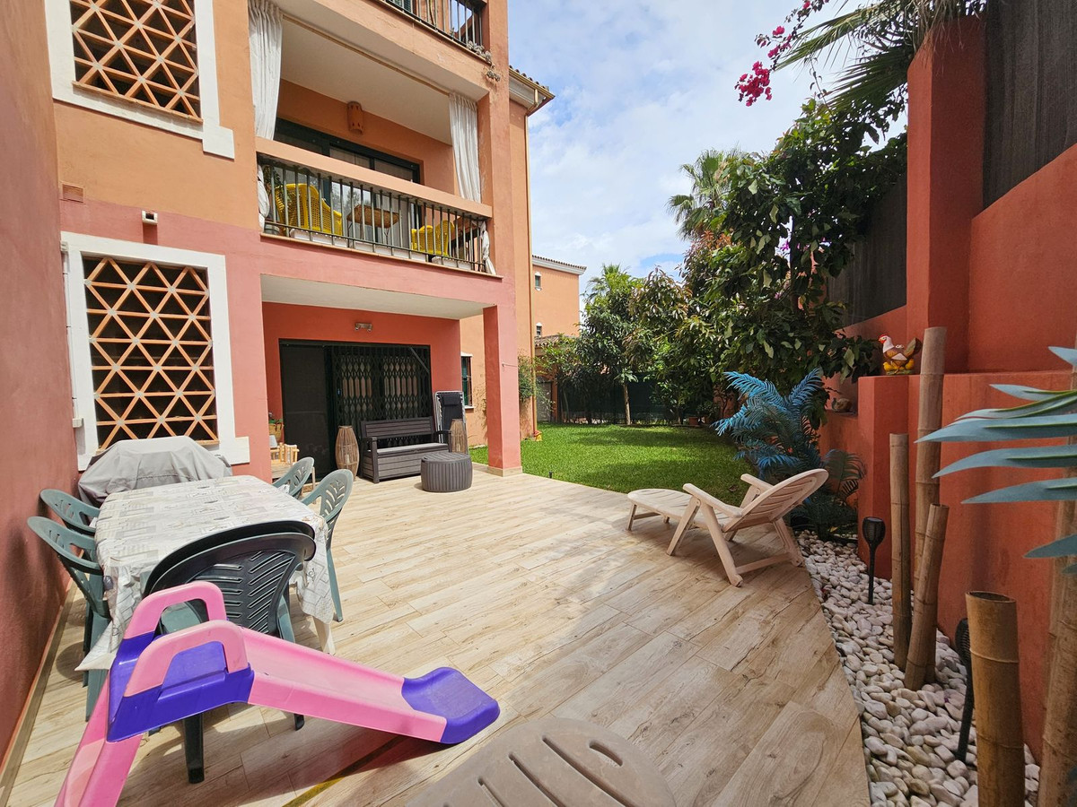 Se vende Apartamento Planta Baja de 2 dormitorios en Costa Del Sol, Málaga, España