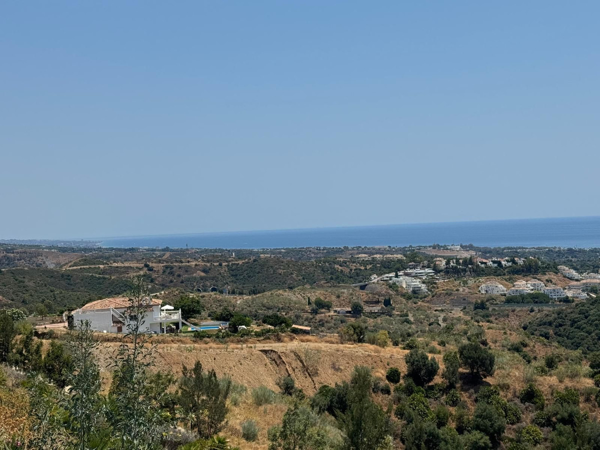 Plots for sale in La Quinta Costa Del Sol, Málaga, Spain