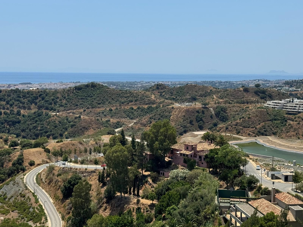 Plots for sale in La Quinta Costa Del Sol, Málaga, Spain