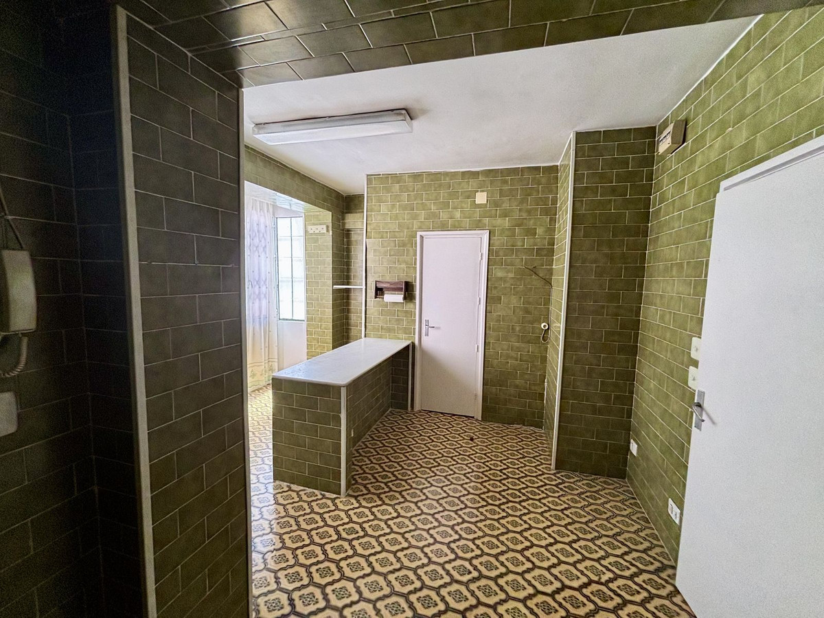 9 Bed Apartment for sale in Málaga Centro Costa Del Sol, Málaga, Spain