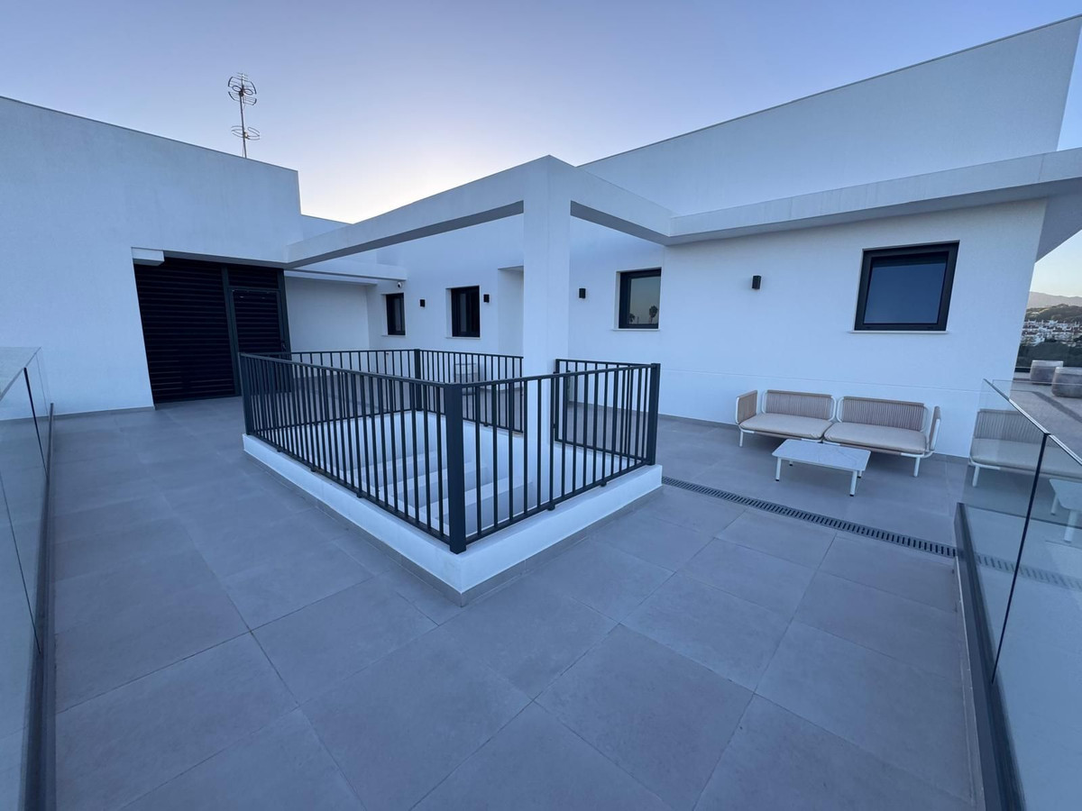 2 Bed Apartment for sale in La Cala De Mijas Costa Del Sol, Málaga, Spain