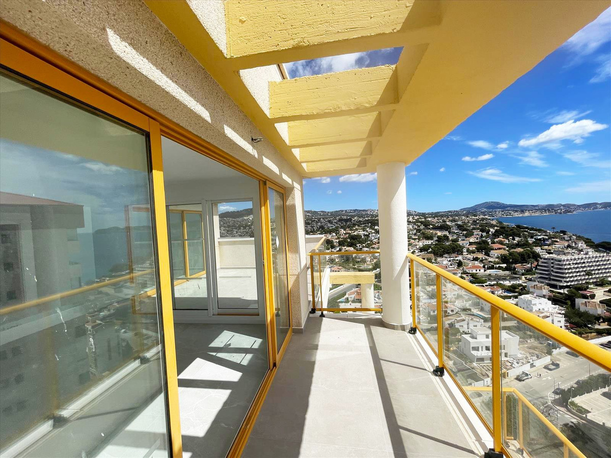 3 Bed Apartment for sale in Calpe Costa Blanca, Alicante, Spain