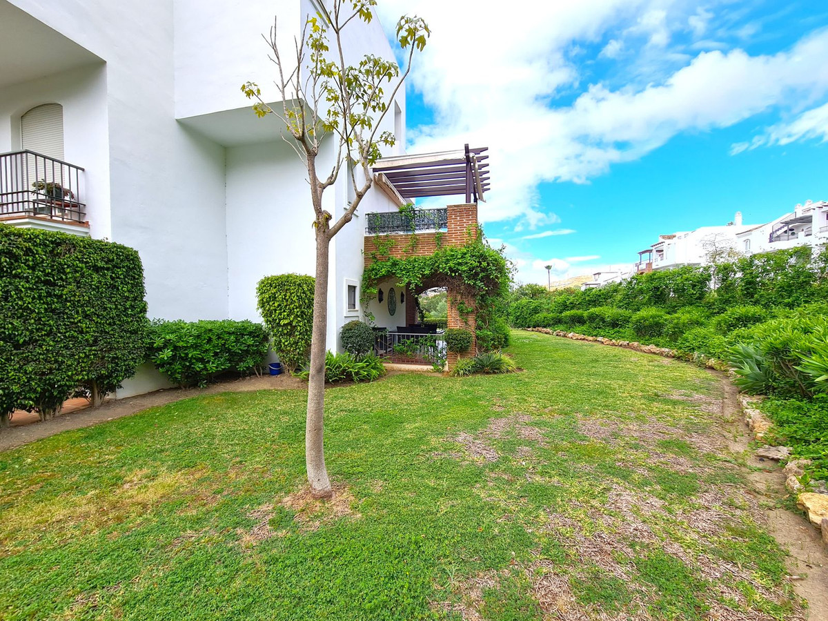 3 Bed Apartment for sale in Benahavís Costa Del Sol, Málaga, Spain