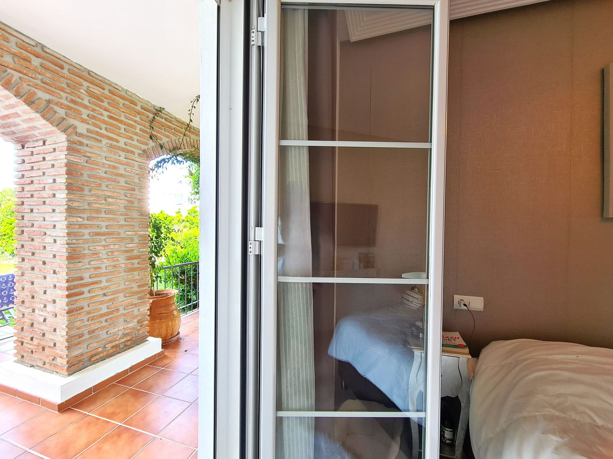 3 Bed Apartment for sale in Benahavís Costa Del Sol, Málaga, Spain