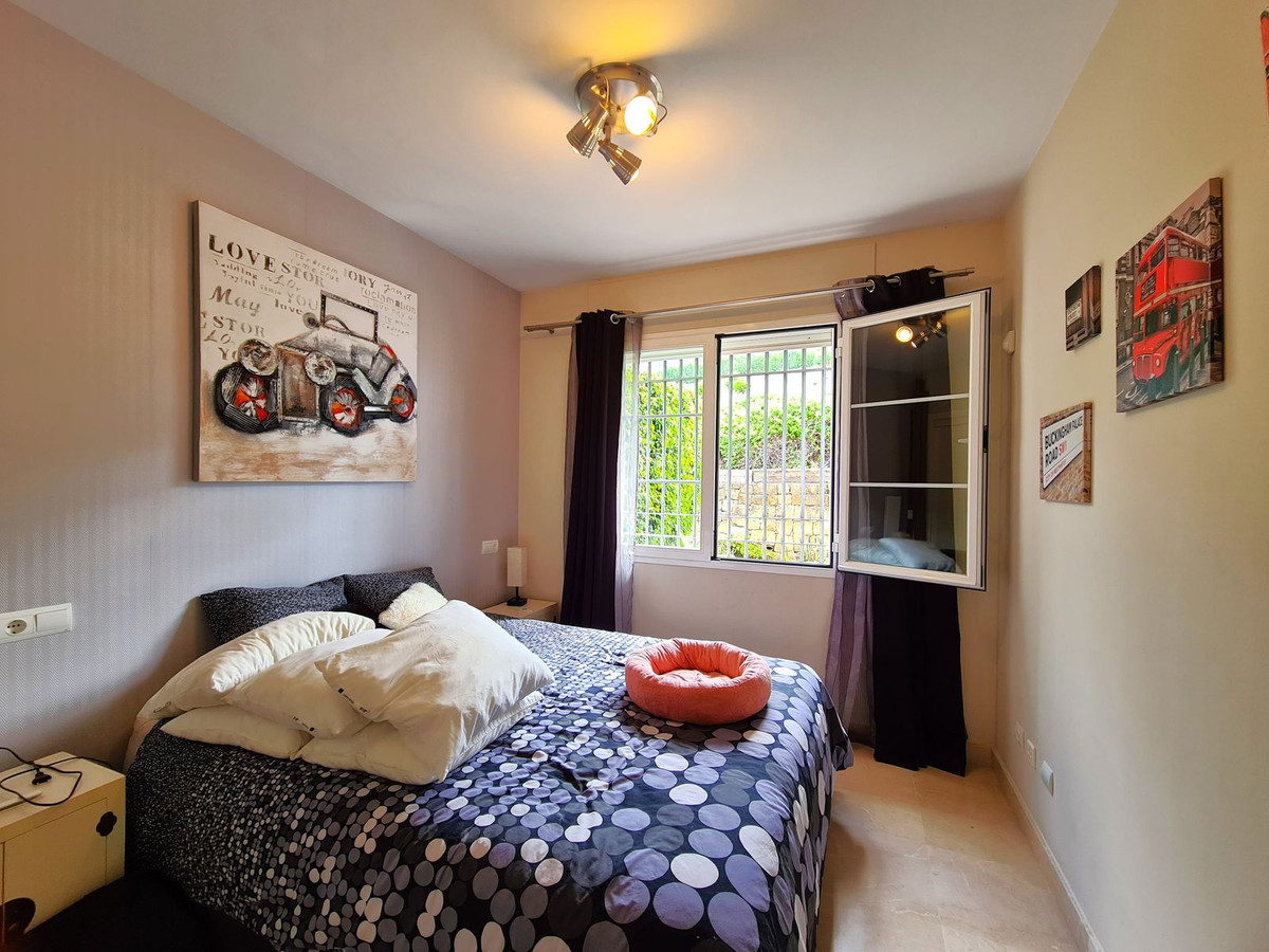 3 Bed Apartment for sale in Benahavís Costa Del Sol, Málaga, Spain