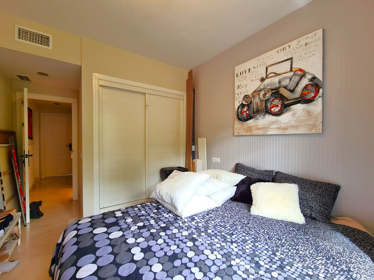 3 Bed Apartment for sale in Benahavís Costa Del Sol, Málaga, Spain