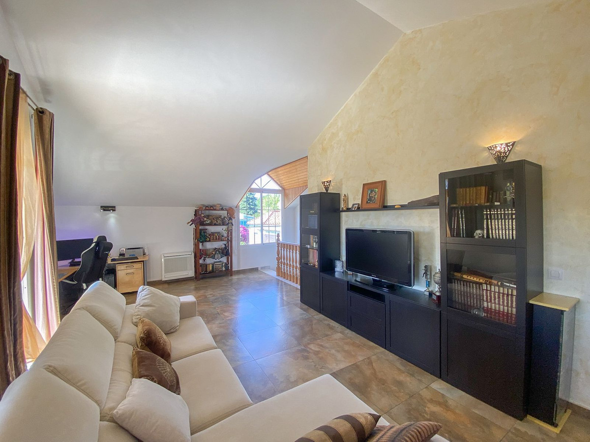 3 Bed Townhouse for sale in Guadalmina Alta Costa Del Sol, Málaga, Spain