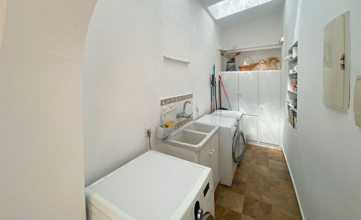 3 Bed Townhouse for sale in Guadalmina Alta Costa Del Sol, Málaga, Spain