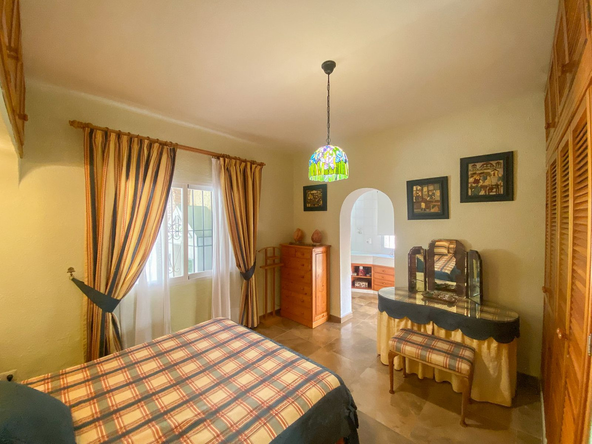 3 Bed Townhouse for sale in Guadalmina Alta Costa Del Sol, Málaga, Spain