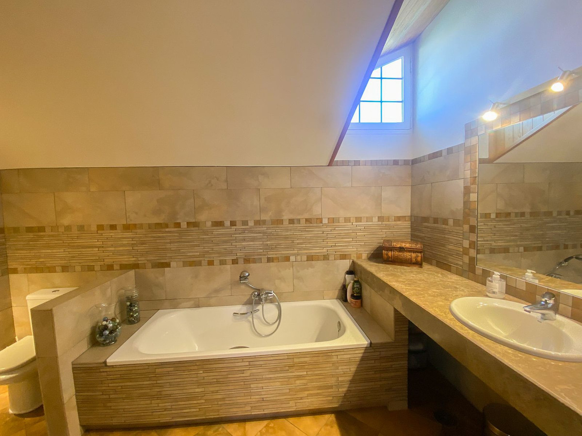 3 Bed Townhouse for sale in Guadalmina Alta Costa Del Sol, Málaga, Spain
