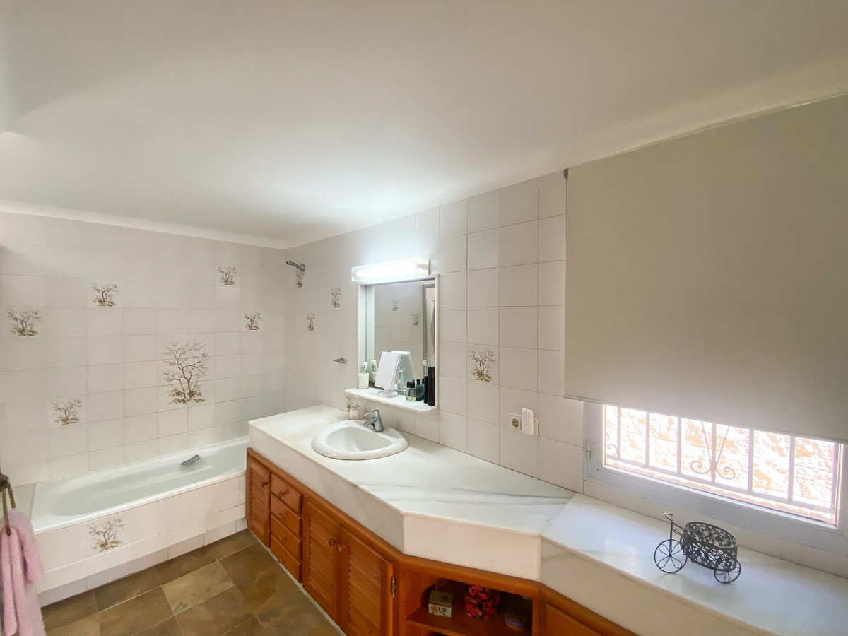 3 Bed Townhouse for sale in Guadalmina Alta Costa Del Sol, Málaga, Spain