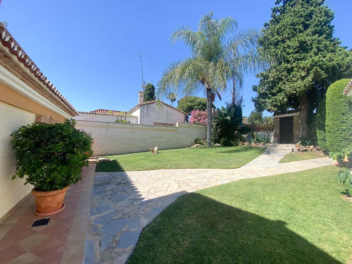 3 Bed Townhouse for sale in Guadalmina Alta Costa Del Sol, Málaga, Spain