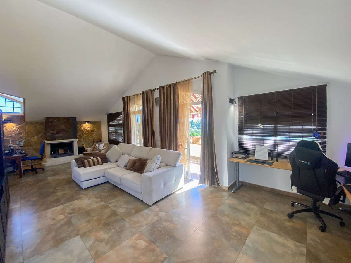 3 Bed Townhouse for sale in Guadalmina Alta Costa Del Sol, Málaga, Spain