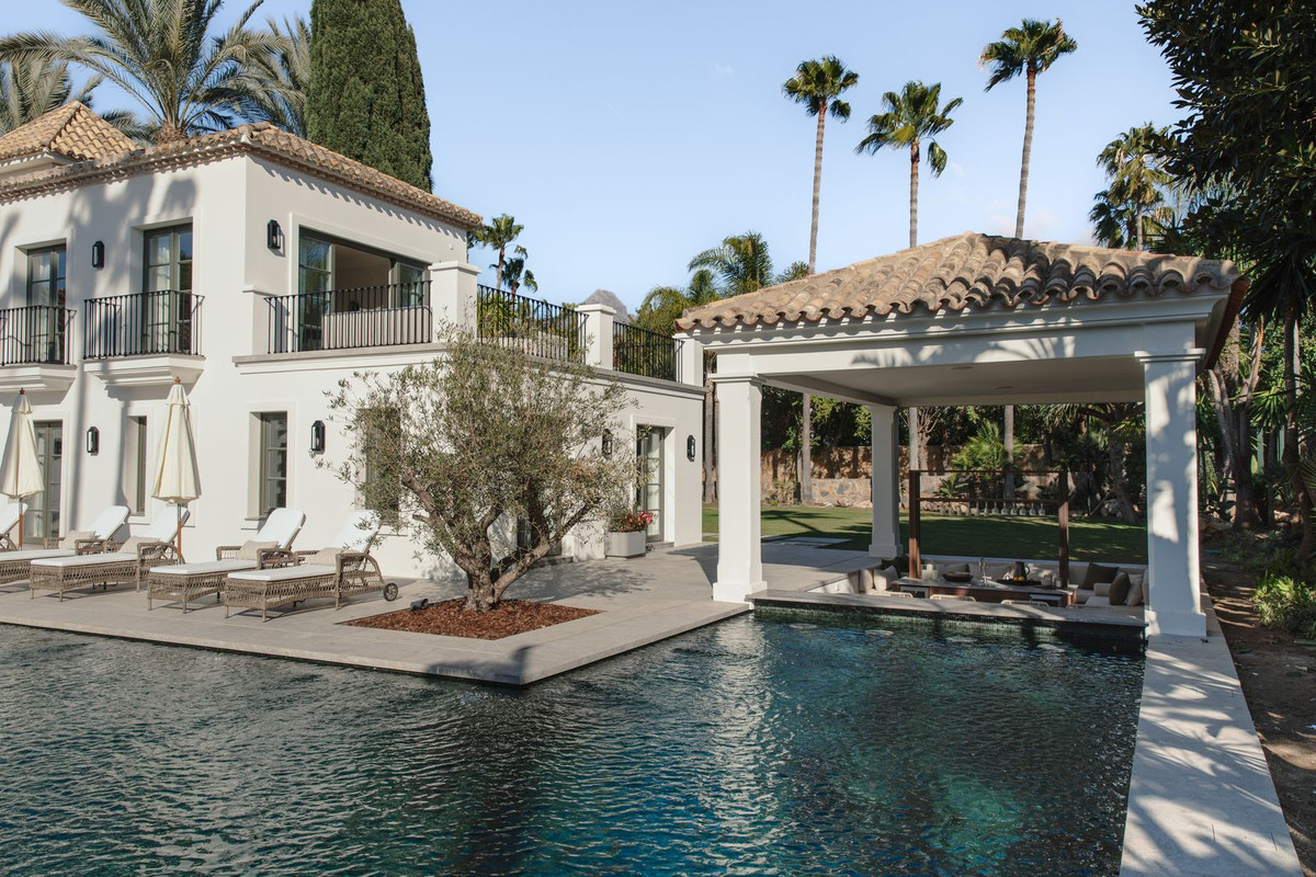 Se vende Villa - Chalet de 6 dormitorios en Costa Del Sol, Málaga, España