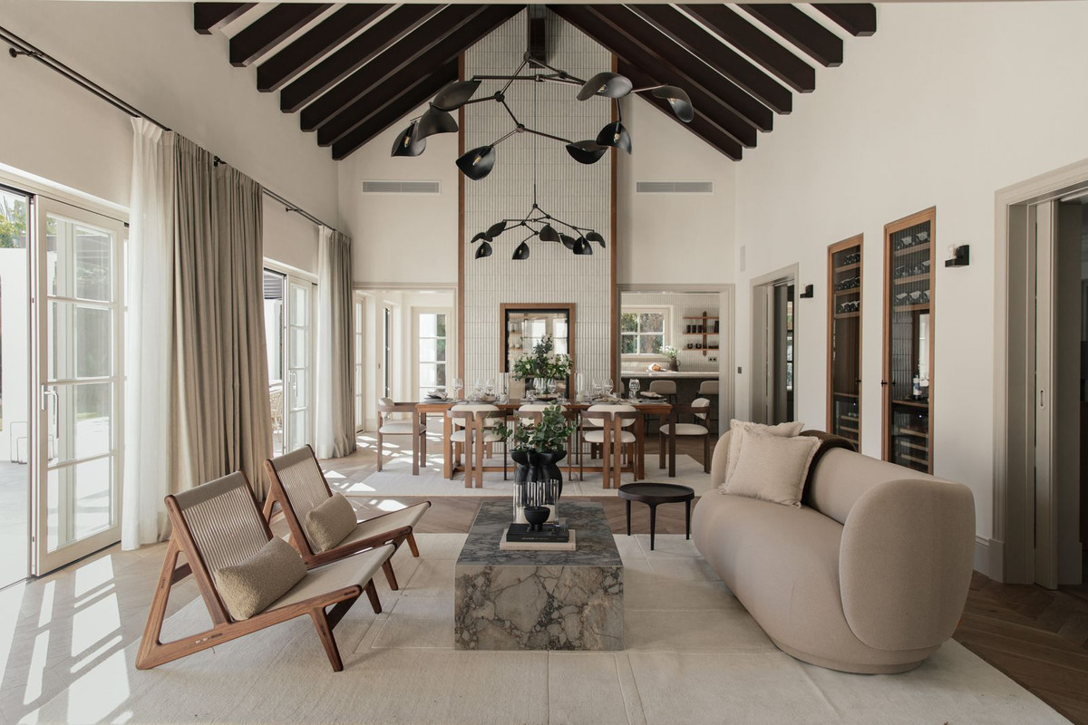 Se vende Villa - Chalet de 6 dormitorios en Costa Del Sol, Málaga, España