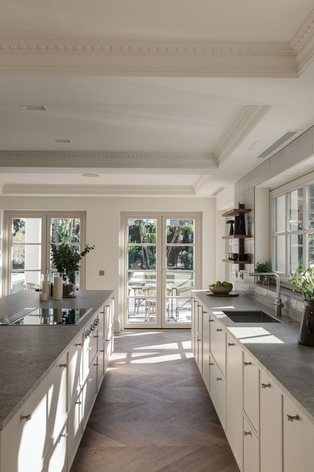 Se vende Villa - Chalet de 6 dormitorios en Costa Del Sol, Málaga, España