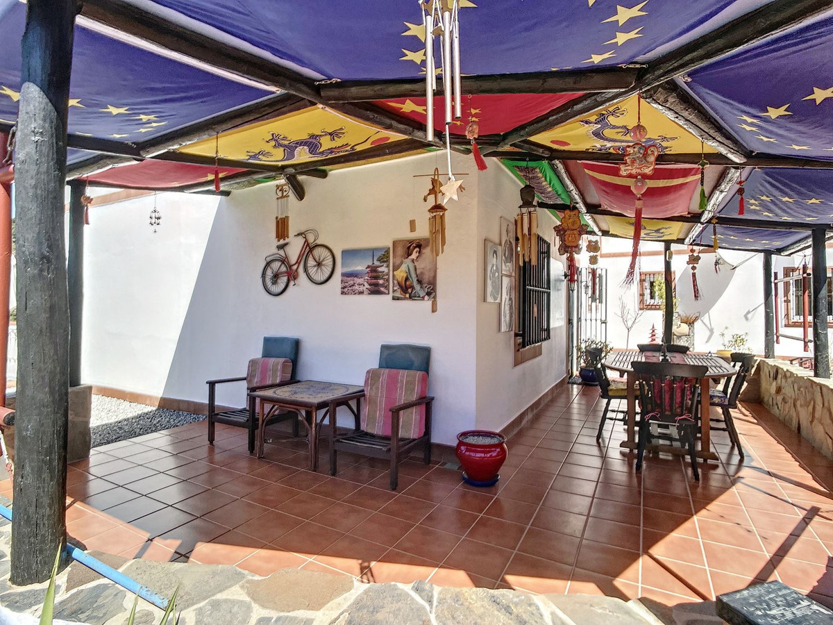 Se vende Finca - Cortijo de 4 dormitorios en Costa Del Sol East, Málaga, España