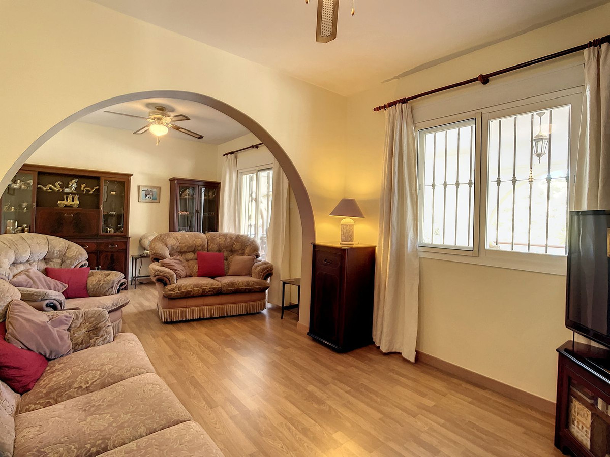 Se vende Finca - Cortijo de 4 dormitorios en Costa Del Sol East, Málaga, España