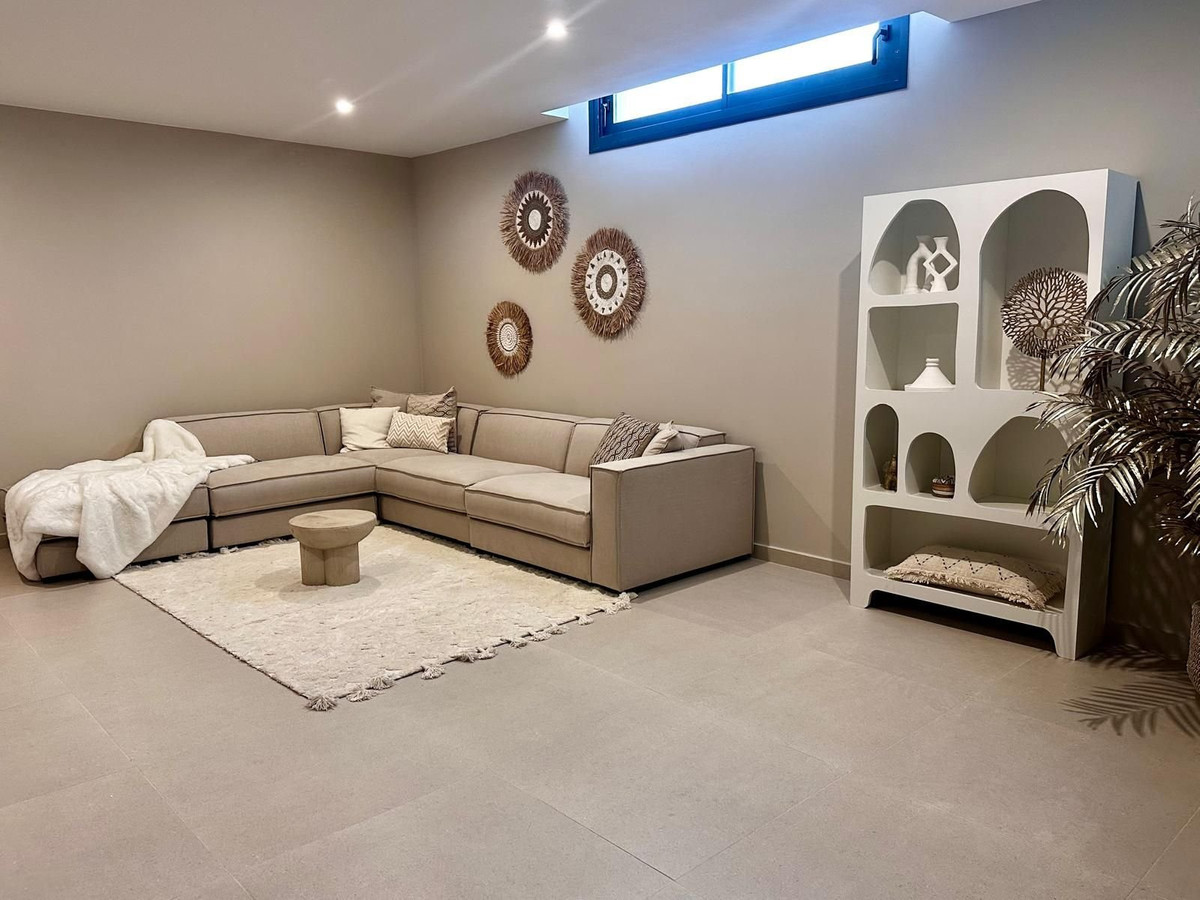 5 Bed Townhouse for sale in La Finca Golf Costa Blanca, Alicante, Spain