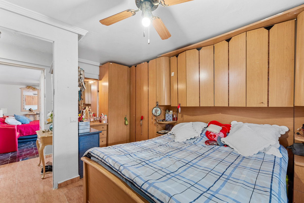 Se vende Villa - Chalet de 4 dormitorios en Costa Blanca, Alicante, España