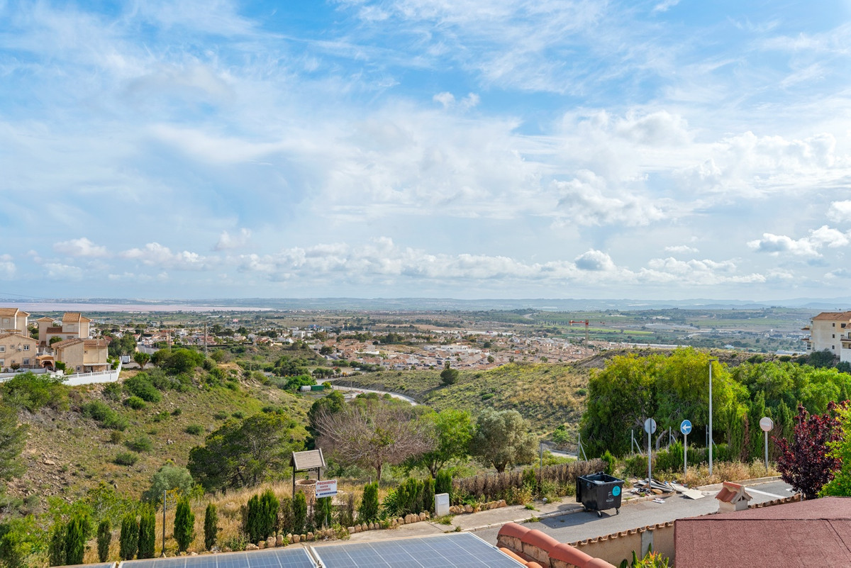 Se vende Villa - Chalet de 4 dormitorios en Costa Blanca, Alicante, España