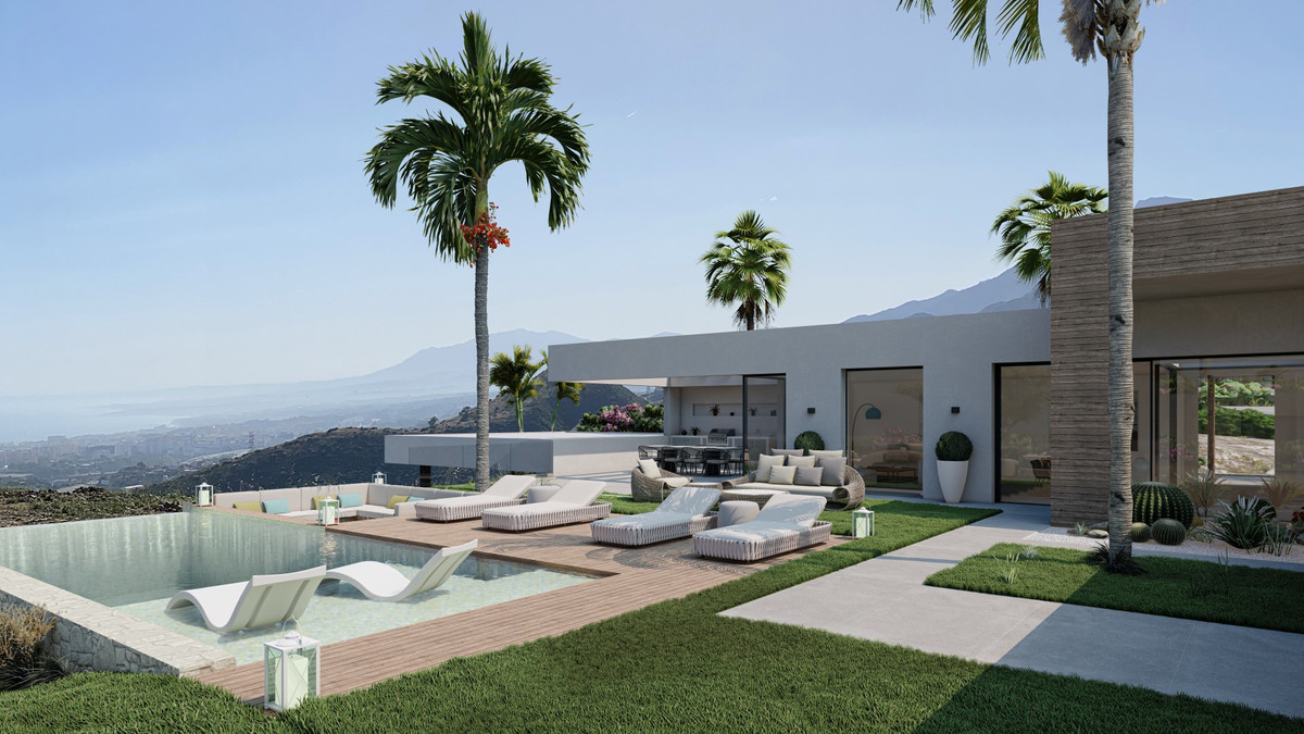 4 Bed Townhouse for sale in Altos De Los Monteros Costa Del Sol, Málaga, Spain