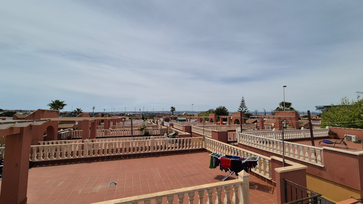 Se vende Villa - Chalet de 2 dormitorios en Costa Blanca, Alicante, España
