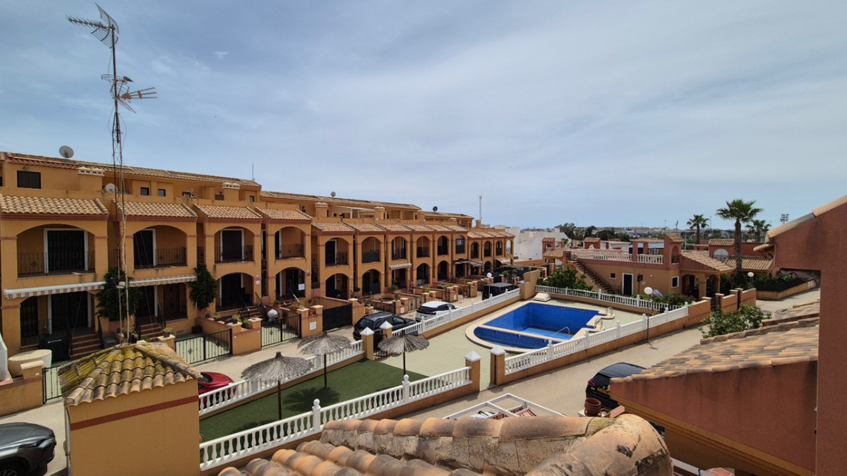 Se vende Villa - Chalet de 2 dormitorios en Costa Blanca, Alicante, España