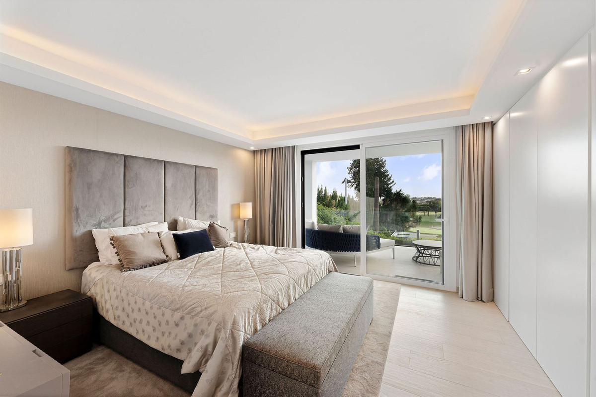 Se vende Villa - Chalet de 5 dormitorios en Costa Del Sol, Málaga, España