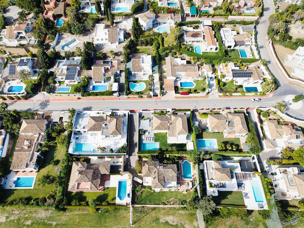 Se vende Villa - Chalet de 5 dormitorios en Costa Del Sol, Málaga, España