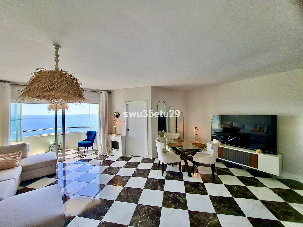 1 Bed Apartment for sale in Calahonda Costa Del Sol, Málaga, Spain