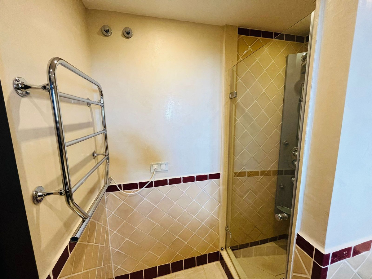 Se vende Pareada de 3 dormitorios en Costa Del Sol, Cadiz, España