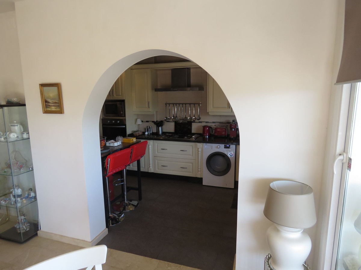 Se vende Villa - Chalet de 4 dormitorios en Costa Del Sol, Málaga, España