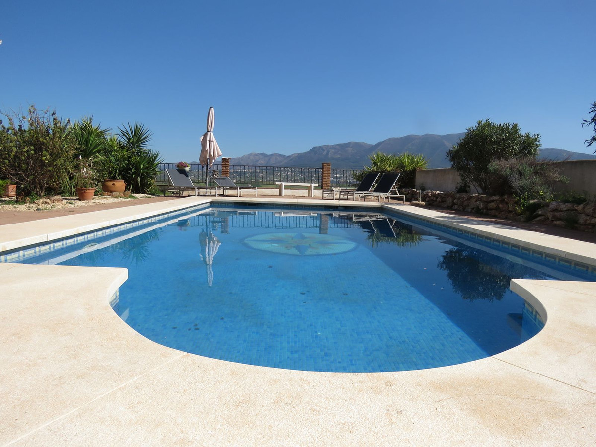Se vende Villa - Chalet de 4 dormitorios en Costa Del Sol, Málaga, España
