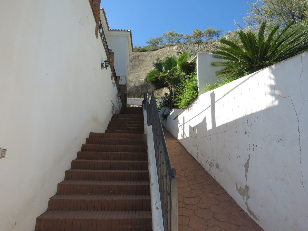 Se vende Villa - Chalet de 4 dormitorios en Costa Del Sol, Málaga, España