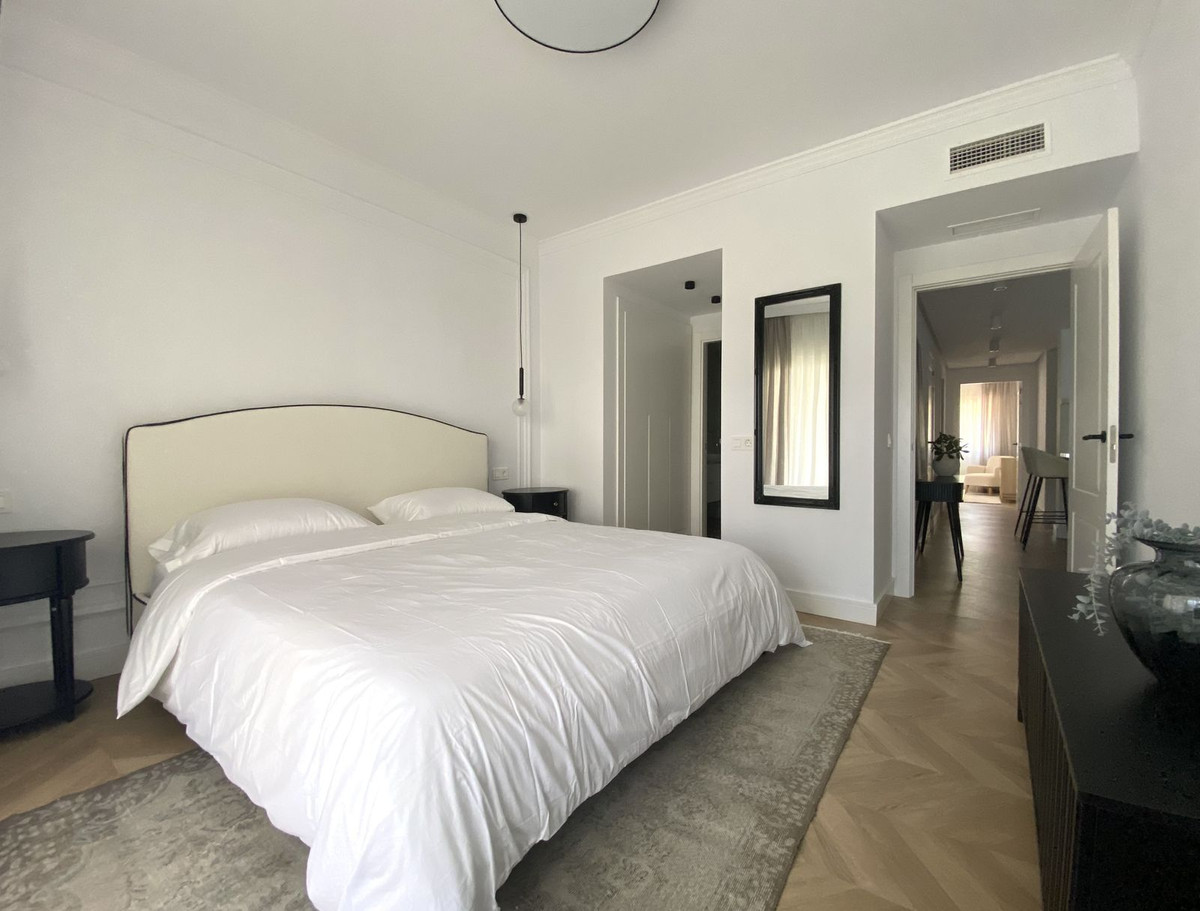 Se vende Apartamento Planta Baja de 3 dormitorios en Costa Del Sol, Málaga, España