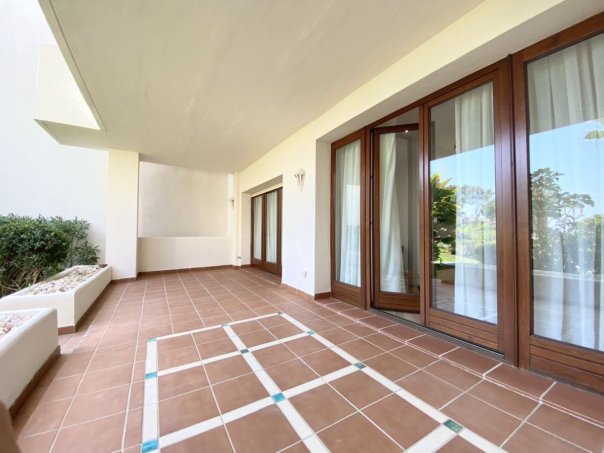 Se vende Apartamento Planta Baja de 3 dormitorios en Costa Del Sol, Málaga, España